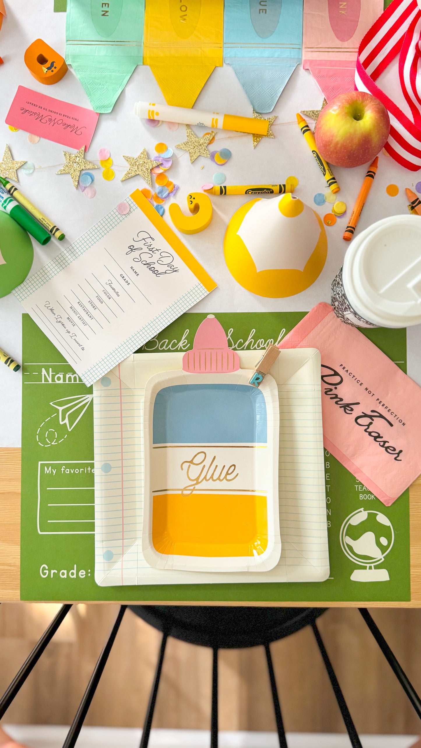 Set de fiesta imprimible para la vuelta al cole con la escuela