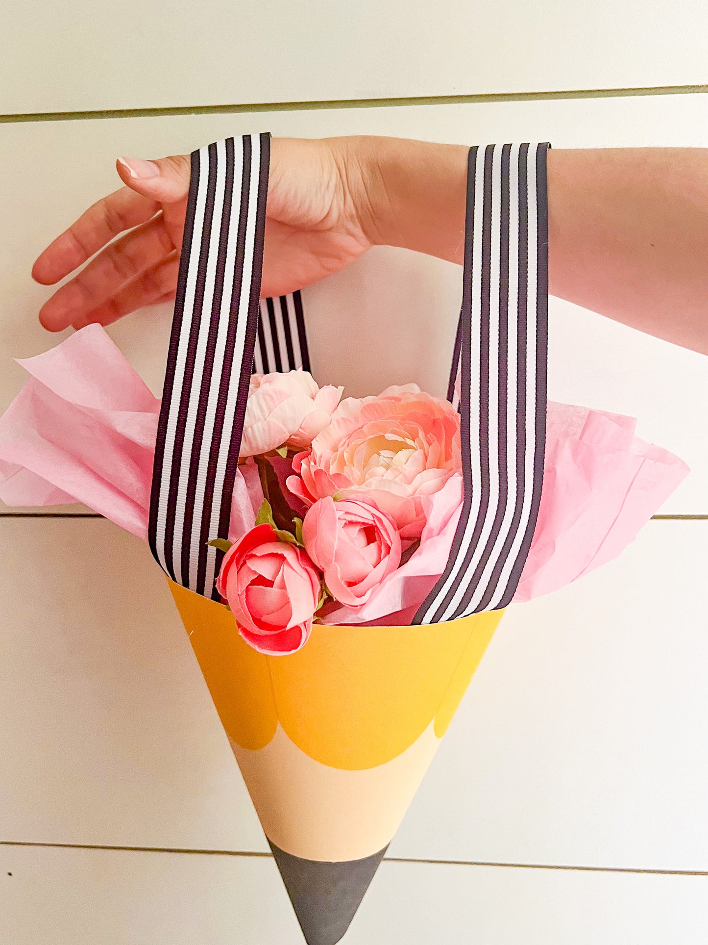 Pencil Shape Bouquet Holder | Mini Printable Set